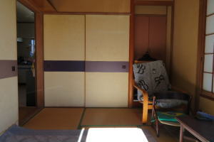 宇佐美みのりの村・高台の平家建|ひな壇の庭 宇佐美みのりの村・高台の平家建|ひな壇の庭