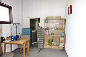 伊東市宇佐美・旧自動車塗装作業場|事務室 伊東市宇佐美・旧自動車塗装作業場