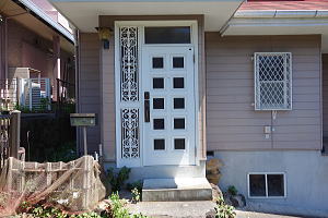 海峰苑・海眺望戸建|玄関ポーチ 海峰苑・海眺望戸建|玄関ポーチ